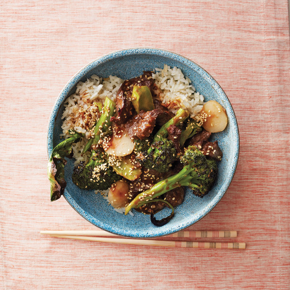 broiled-beef-and-broccoli-063-d112793.jpg