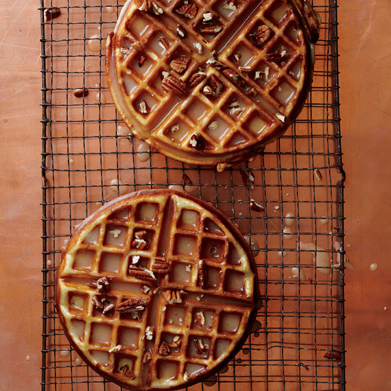 mapple-brown-butter-waffles-med107616_vert.jpg (skyword:355214)