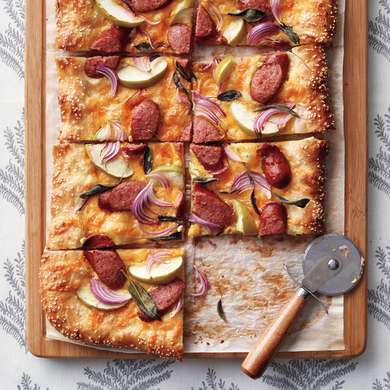 sausage-pizza-opener-211-exp2-d112221.jpg