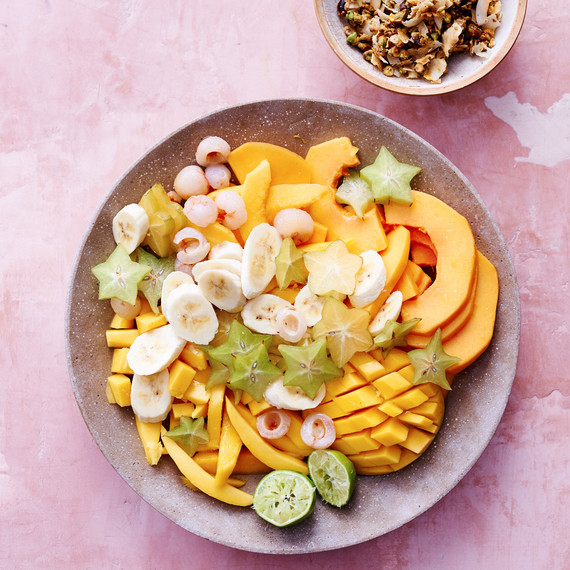 tropical fruit salad pistachio crunch 热带水果沙拉开心果脆