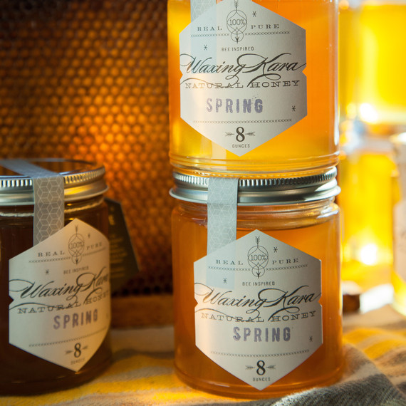 beekeeping-lessons-waxing-kara-05-0723.jpg