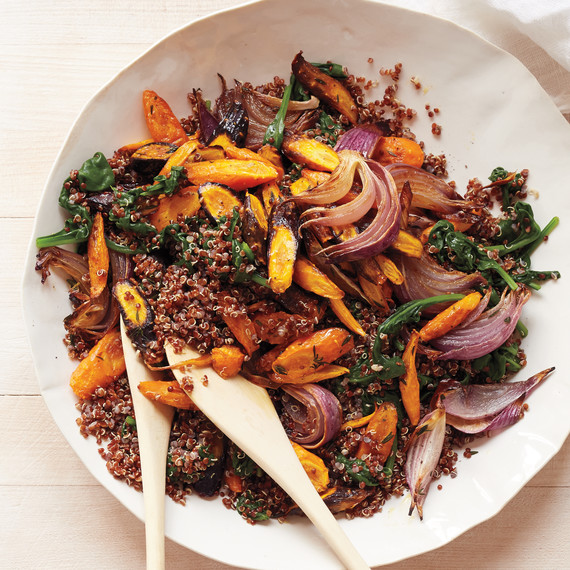 carrots-spinach-red-quinoa-130-d111399.jpg