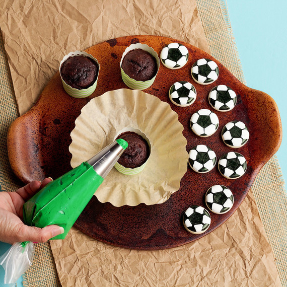 cupcakes--coccer--soccer-cupcakes-1015.jpg (skyword:196156)