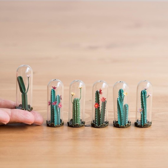 paper-flowers-mini-cacti-row paper-flowers-mini-cacti-row