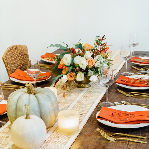 rust--aqua-thanksgiving-table-setting2_1115.jpg (skyword:202284)