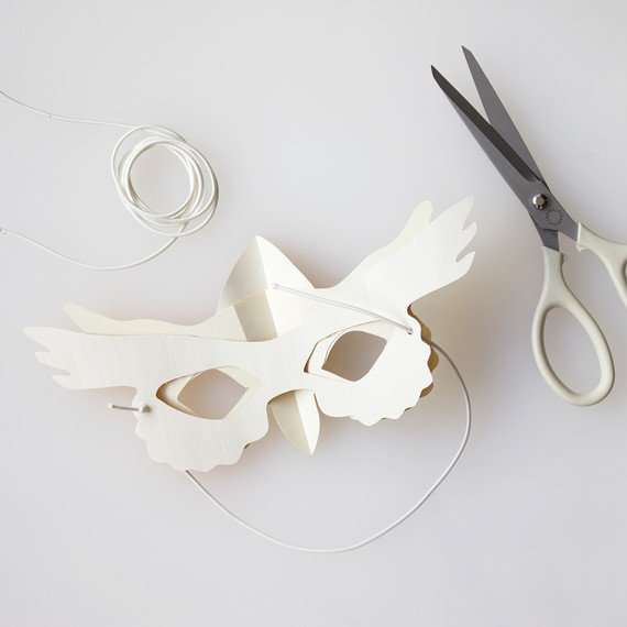 david_stark_design_wood_veneer_mask_add_cord.jpg (skyword:350152)