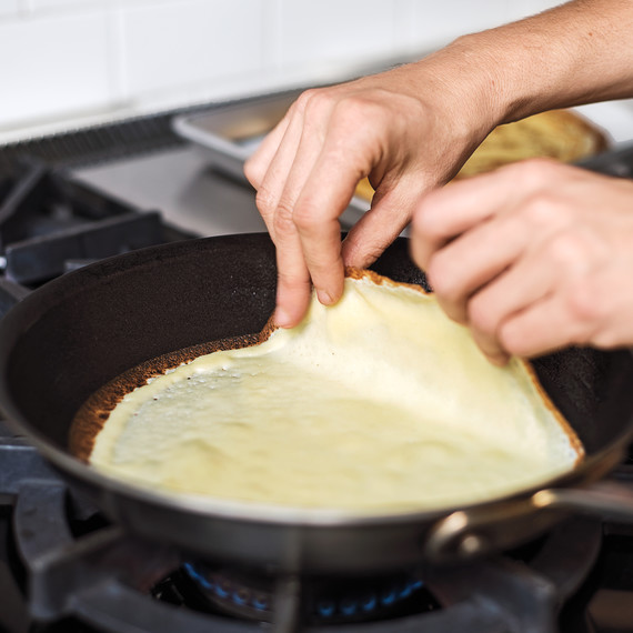 green-tea-crepe-cake-how-to-013-d112201.jpg
