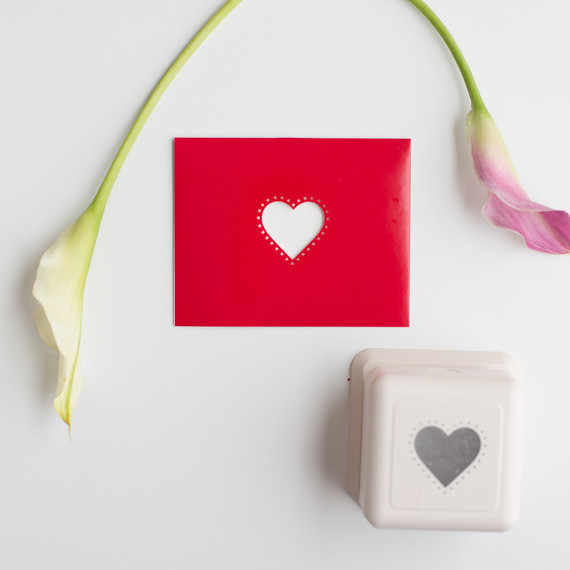 last-minute-punch-valentines-cards-1021.jpg (skyword:397234)