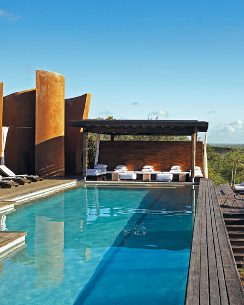 mwds106394_sip10_singita_lebombo_pool_2.jpg
