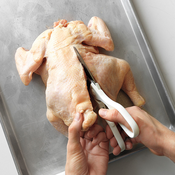 spatchcocked-chicken-med105536how06hs_m.jpg
