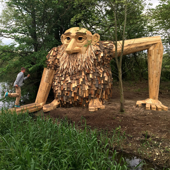 thomas dambo wooden giant recycled material sculpture thomas dambo wooden giant recycled material sculpture
