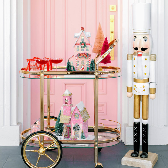 tall nutcrackers christmas