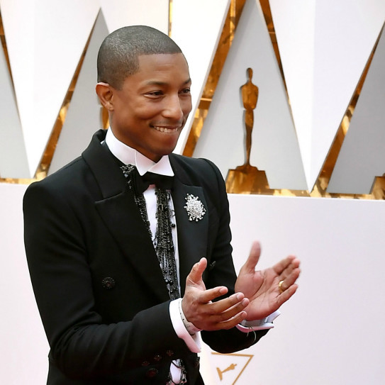 Pharrell Williams at the Oscars red carpet 2017 Pharrell Williams at the Oscars red carpet 2017