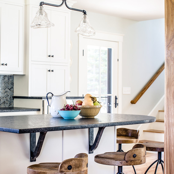 06-kitchen-stools-freeport-farmhouse-1112.jpg (skyword:201683)