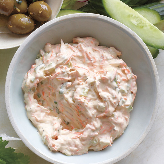 instant-party-garden-veggie-dip-med109000.jpg