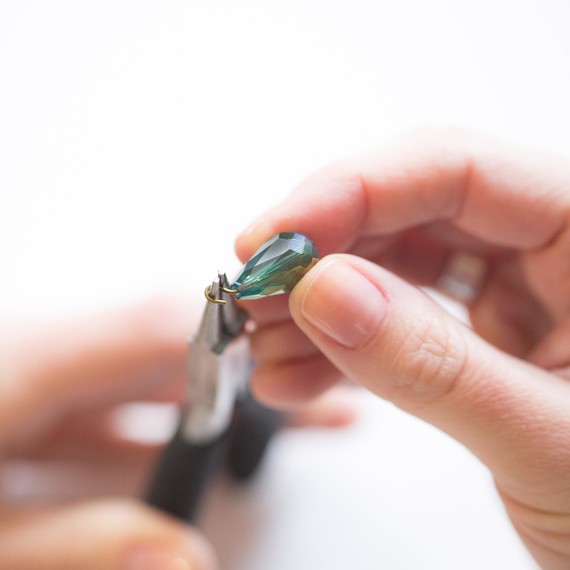 Loop the teardrop beads