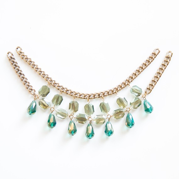 Connect the top beads to the chain