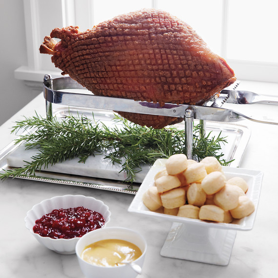 baked-country-ham-a130522-02-8466-md110267.jpg