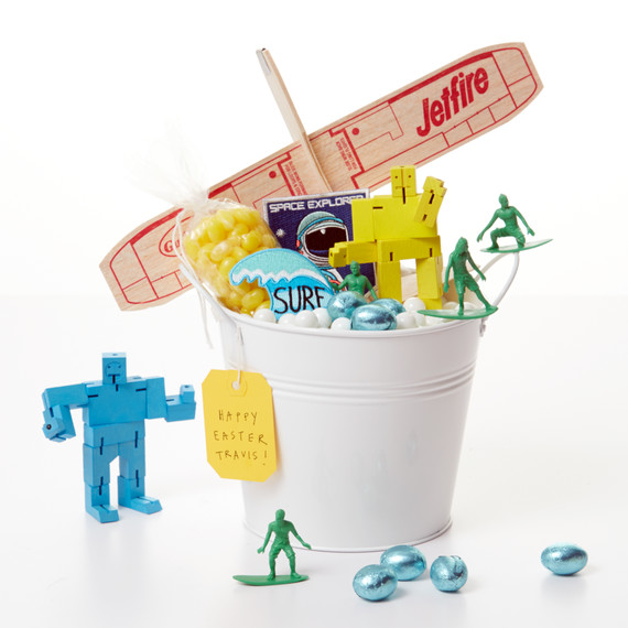 boy-basket-easter-basket-2606-d112789-0116.jpg