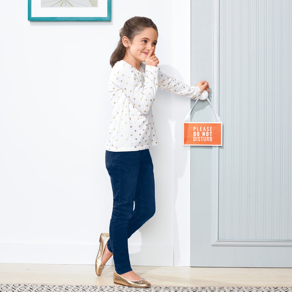 door-with-beadboard-wallpaper-582-d111686r.jpg