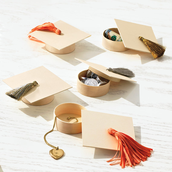 graduation-gift-boxes-midfocus-308-d111061.jpg
