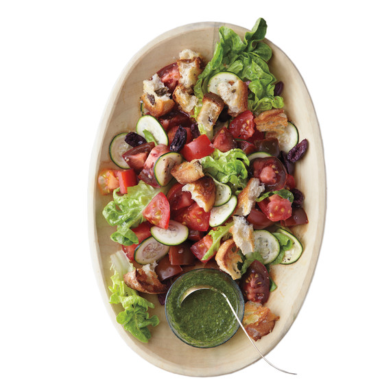 msl-salads-tomato-olive-bread-004-mld110134.jpg
