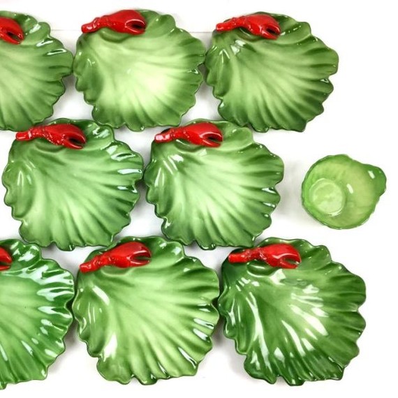 Smitty's Antiques Museum lettuce plates Smitty's Antiques Museum lettuce plates