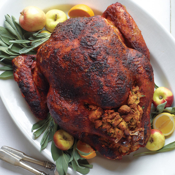 thanksgiving-citrus-rubbed-turkey-med109000_sq.jpg (skyword:361421)