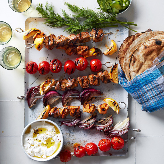 grilled-lamb-and-chicken-skewers-336-d112921.jpg