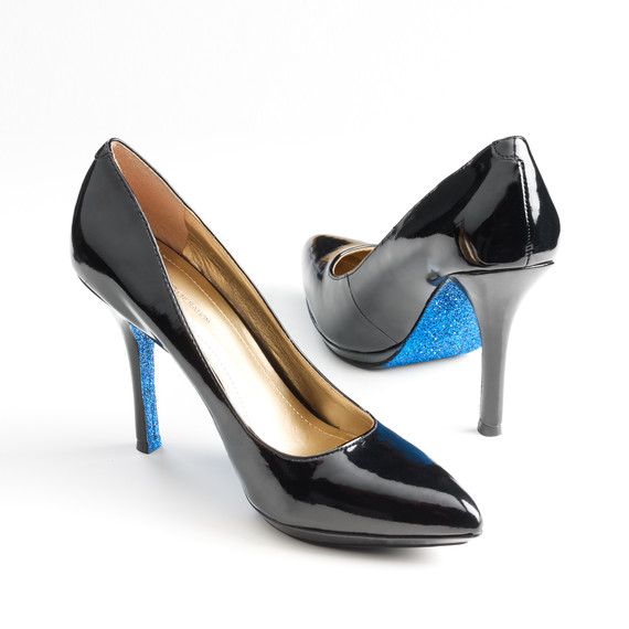 mscrafts-holiday14-fashionista-blueshoe-1014.jpg