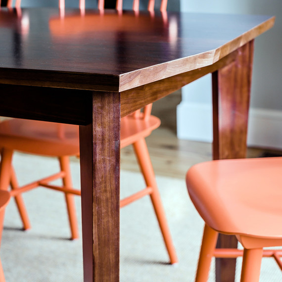 04-dining-table-detail-freeport-farmhouse-1112.jpg (skyword:201681)