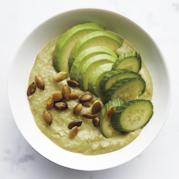 avocado-cucumber-apple-smoothie-bowl-053-d112672.jpg