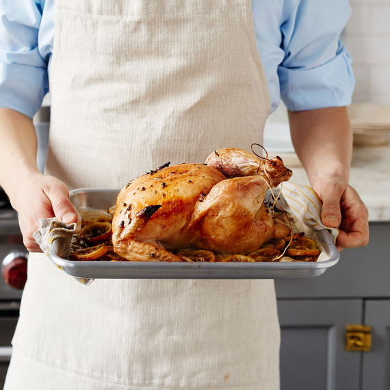 man-holding-roasted-chicken-opener-2-158-d113040.jpg