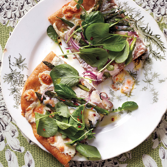 pizza-roasted-vegetables-plated-120-exp3-d111764.jpg