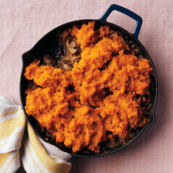 sweet-potato-beef-mushroom-casserole-095-d112355.jpg