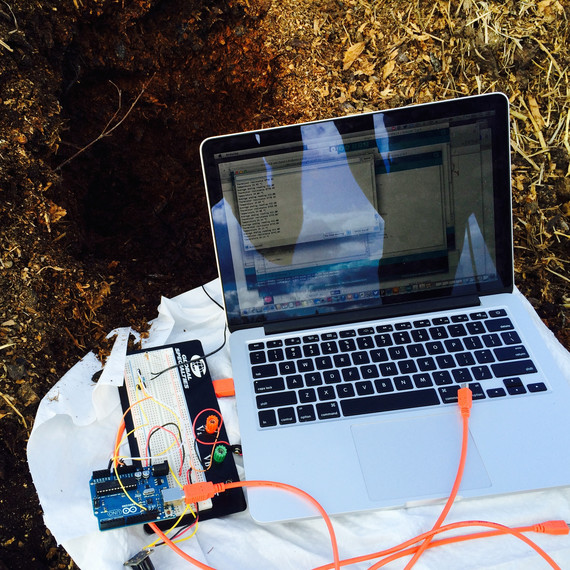 detroit-dirt-mit-site-visit-laptop-sensor-closeup.jpg