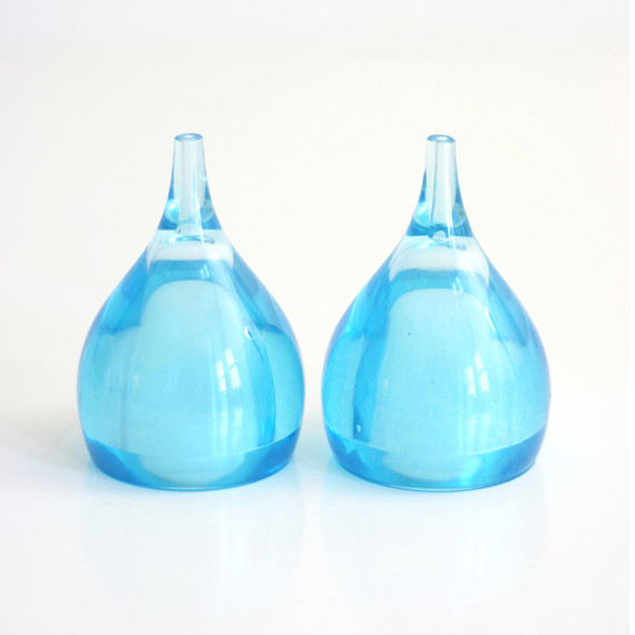 lucite vintage salt and pepper shakers lucite vintage salt and pepper shakers