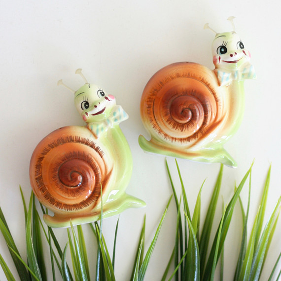 snail vintage salt and pepper shakers snail vintage salt and pepper shakers