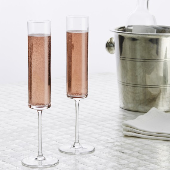 party-table-sparkling-drinks-on-white-0617-6378406