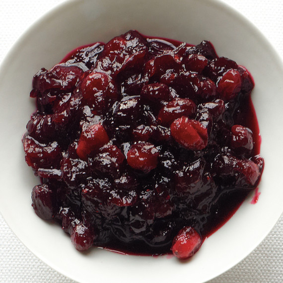 thanksgiving-sweet-spicy-cranberry-sauce-med109000.jpg