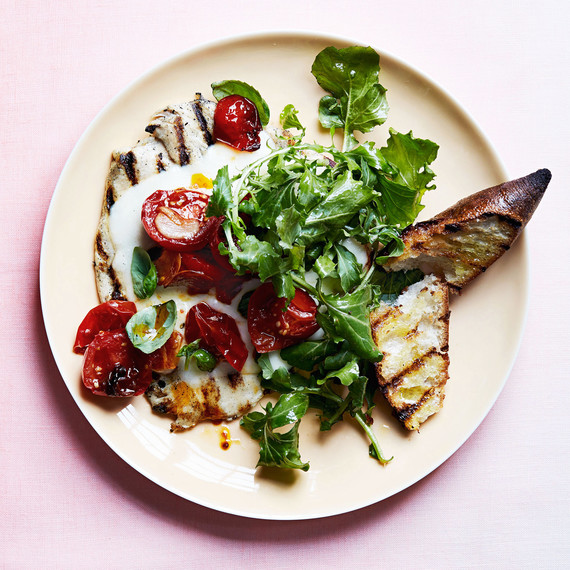 chicken mozzarella melts with cherry tomatoes chicken mozzarella melts with cherry tomatoes