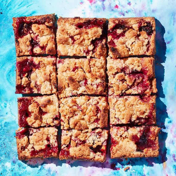 plum and blackberry cornmeal almond crumb bars plum and blackberry cornmeal almond crumb bars