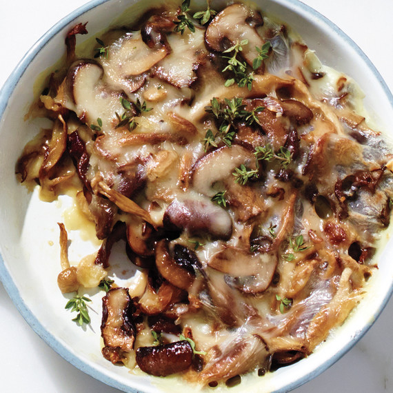 taleggio-roasted-mushroom-dip-melted-cheeses-d112433-512.jpg