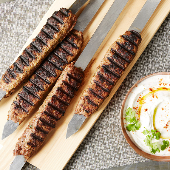 kebabs lamb yogurt mint sauce kebabs lamb yogurt mint sauce