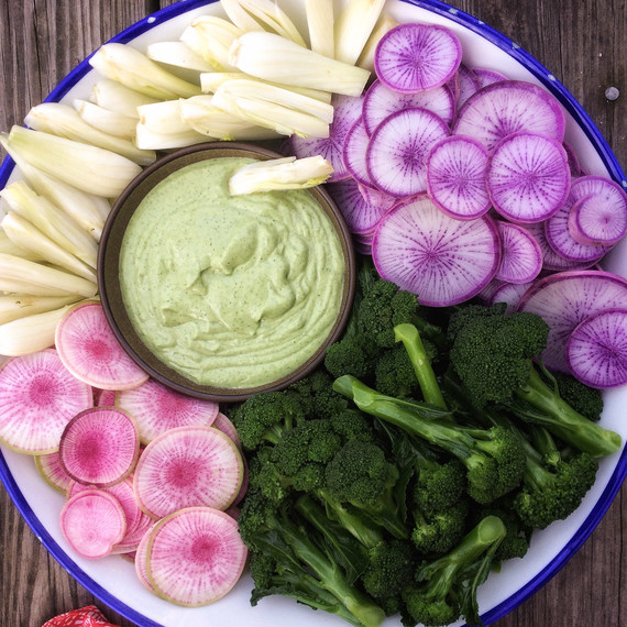 tray of vegetables fennel radish broccoli tray of vegetables fennel radish broccoli