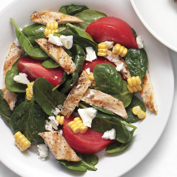 spinach-salad-with-chicken-corn-tomatoes-and-feta-d107287-0715.jpg