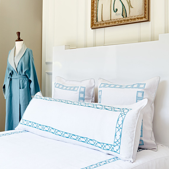 Leontine Linens Leontine Linens