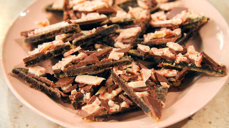 Chocolate-Peppermint Crunch image