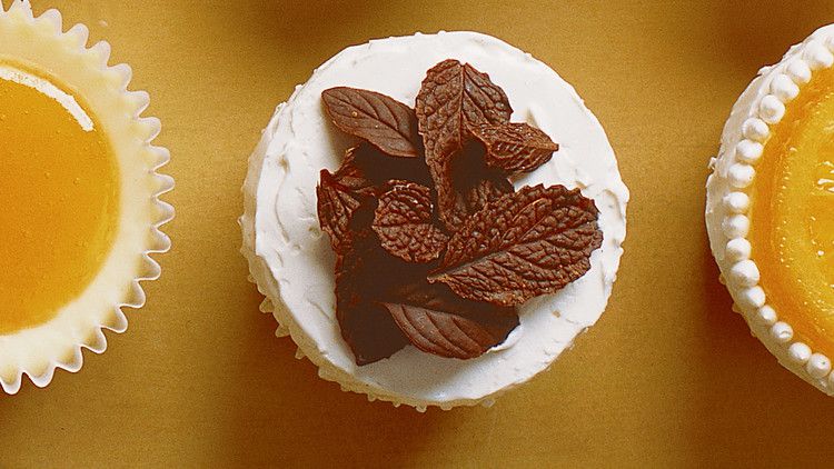 Chocolate-Mint Cupcakes image