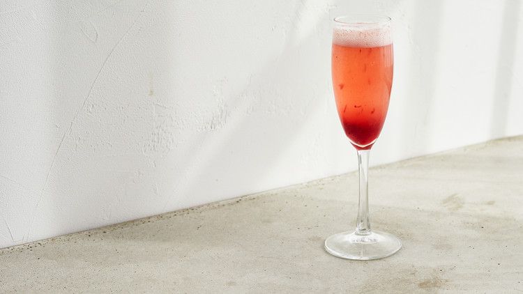 Cranberry Champagne Cocktail_image